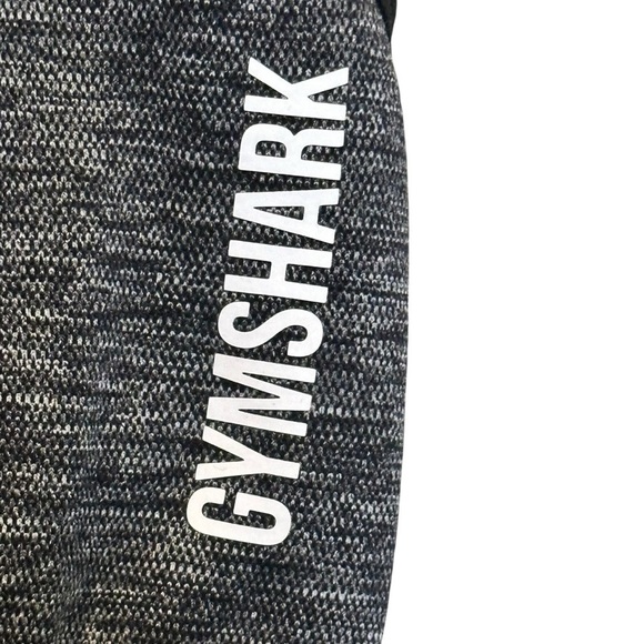 Gymshark Women's Adapt Seamless Sports Bra in Black Marl Size Medium - Picture 4 of 7